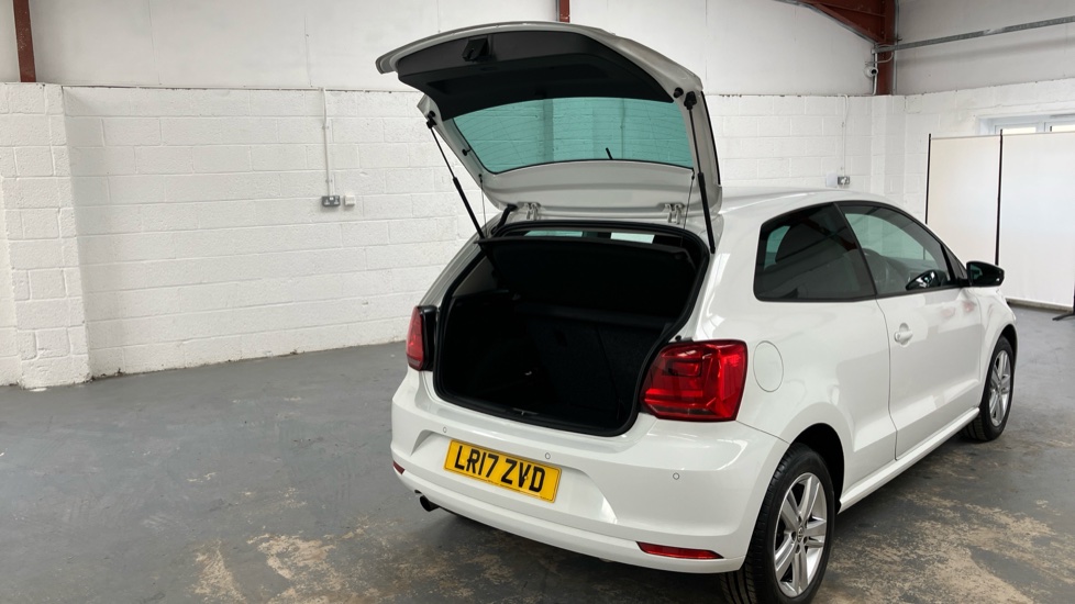 Volkswagen Polo 1.2 TSI Match Edition 3dr DSG Petrol Hatchback - Image 39