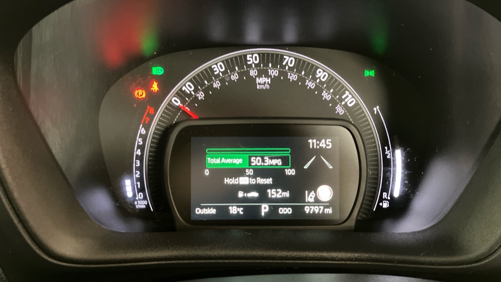 Toyota Aygo X 1.0 VVT-i Edge 5dr Auto Petrol Hatchback - Image 9