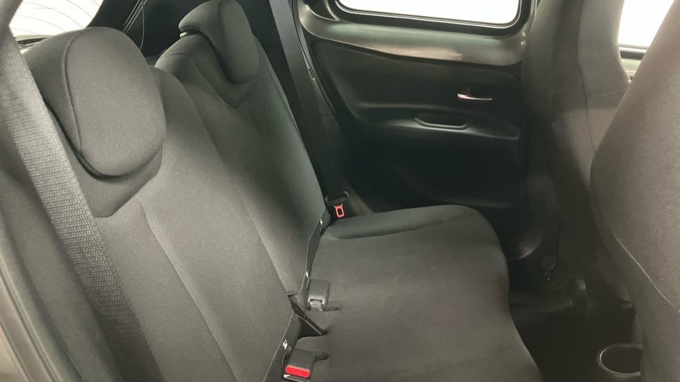 Toyota Aygo X 1.0 VVT-i Edge 5dr Auto Petrol Hatchback - Image 12