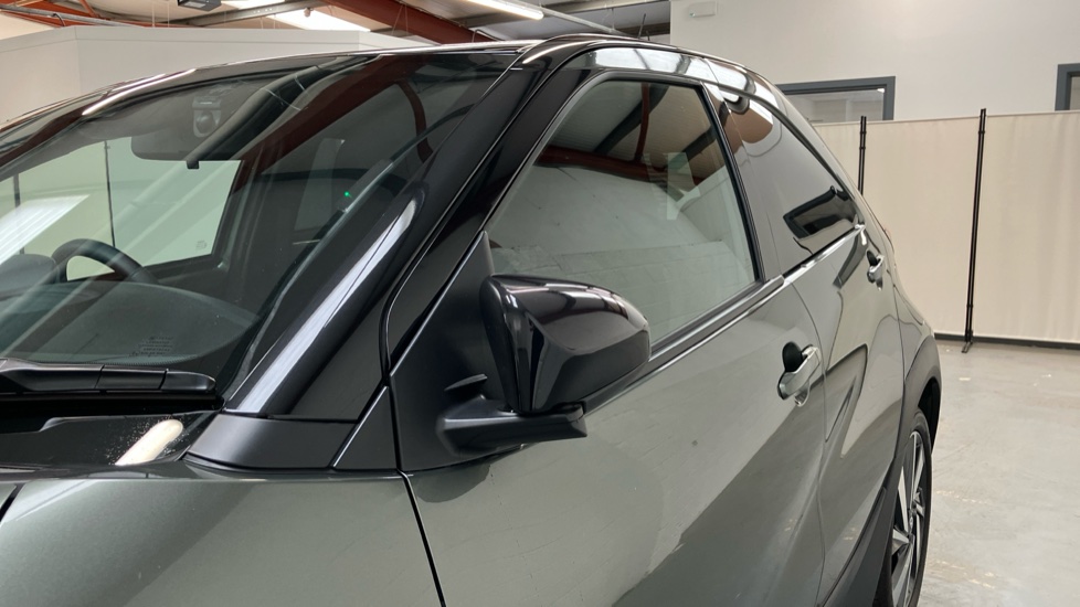 Toyota Aygo X 1.0 VVT-i Edge 5dr Auto Petrol Hatchback - Image 32