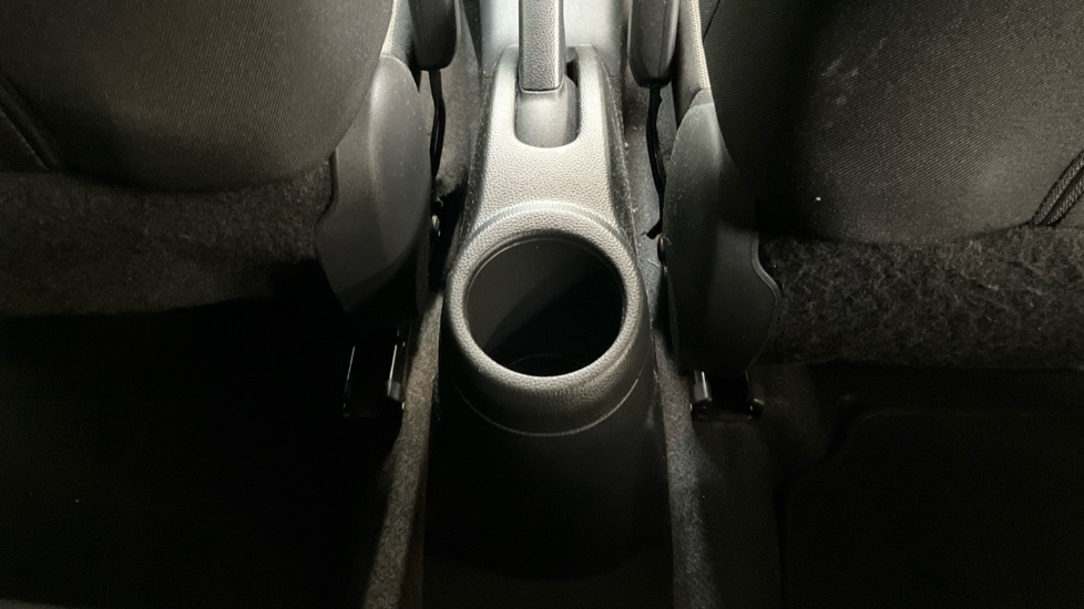 Toyota Aygo X 1.0 VVT-i Edge 5dr Auto Petrol Hatchback - Image 35