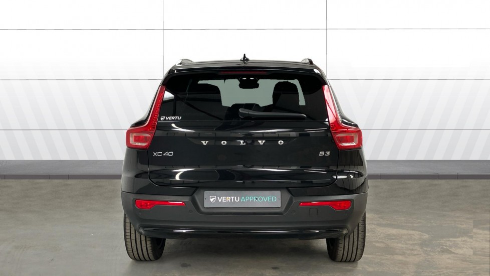 Volvo XC40 2.0 B3P Plus Dark 5dr Auto Petrol Estate - Image 15