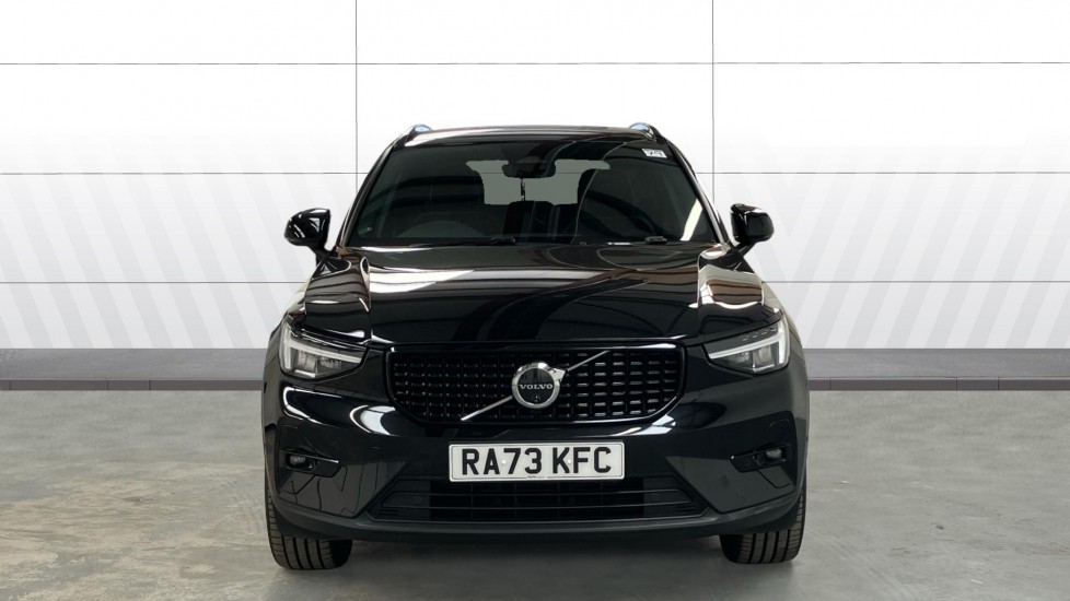 Volvo XC40 2.0 B3P Plus Dark 5dr Auto Petrol Estate - Image 16