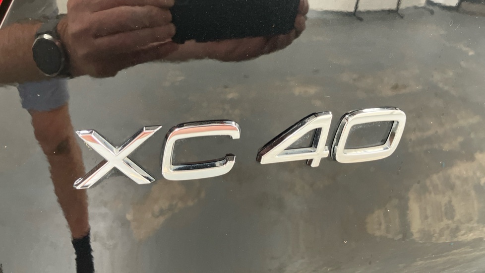 Volvo XC40 2.0 B3P Plus Dark 5dr Auto Petrol Estate - Image 80