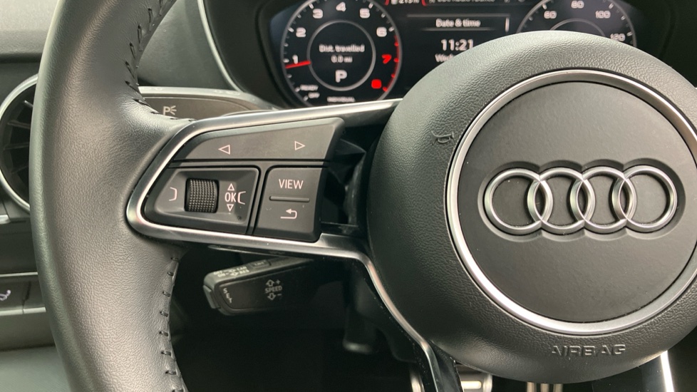 Audi TT 40 TFSI Sport 2dr S Tronic Petrol Coupe - Image 17