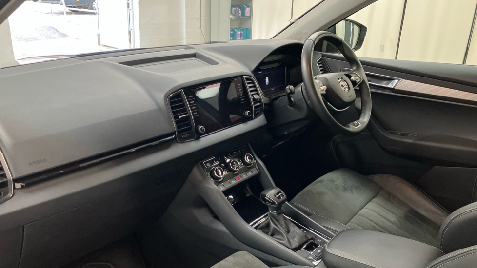 Skoda Karoq 1.5 TSI SE L 5dr DSG Petrol Estate - Image 7