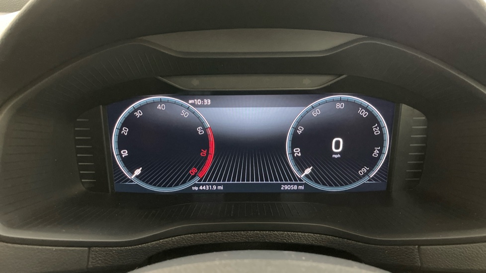 Skoda Karoq 1.5 TSI SE L 5dr DSG Petrol Estate - Image 9