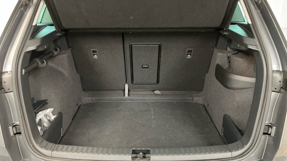 Skoda Karoq 1.5 TSI SE L 5dr DSG Petrol Estate - Image 13