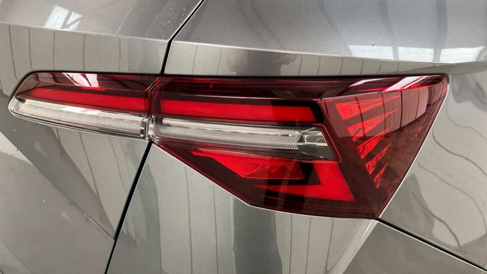 Skoda Karoq 1.5 TSI SE L 5dr DSG Petrol Estate - Image 22