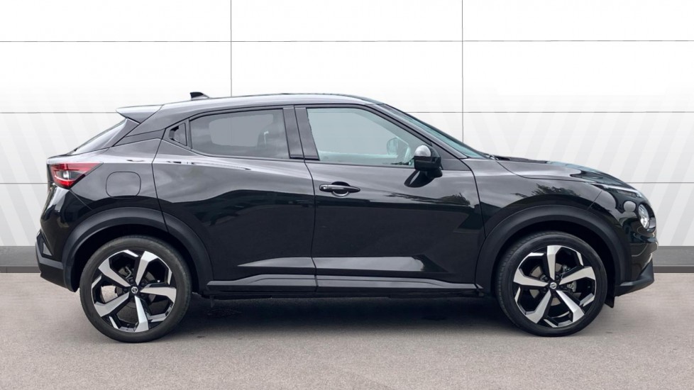 Nissan Juke 1.0 DiG-T Tekna 5dr DCT Petrol Hatchback - Image 3