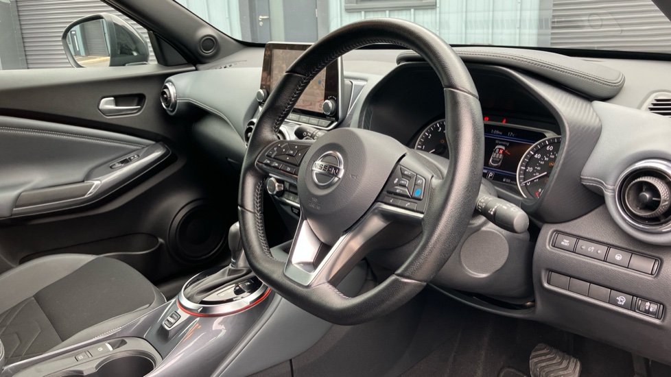 Nissan Juke 1.0 DiG-T Tekna 5dr DCT Petrol Hatchback - Image 6