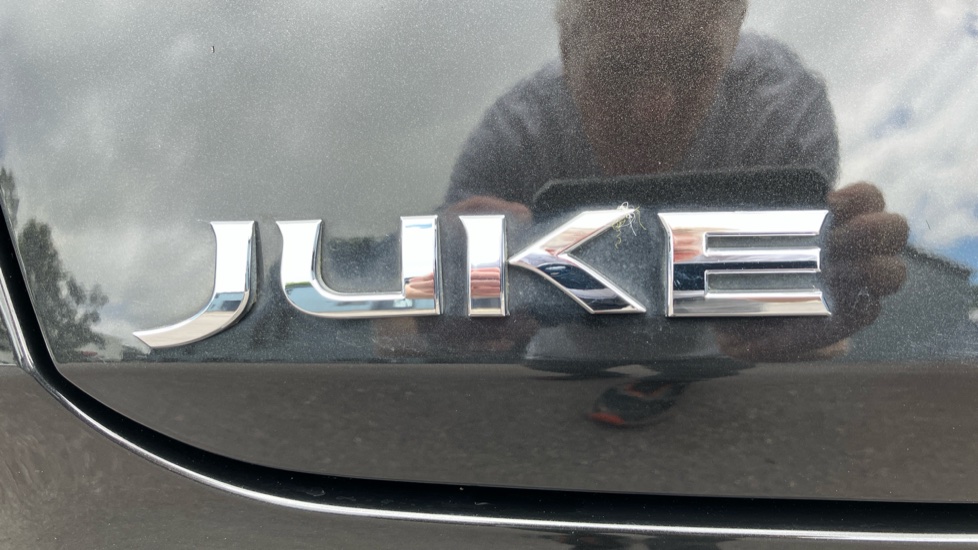 Nissan Juke 1.0 DiG-T Tekna 5dr DCT Petrol Hatchback - Image 66