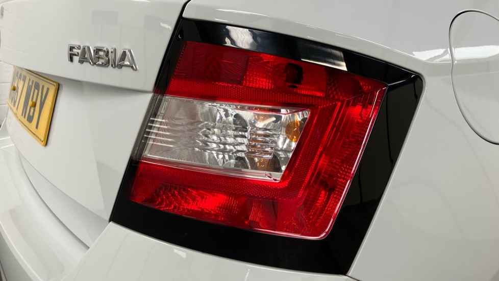 Skoda Fabia 1.0 TSI 110 Monte Carlo 5dr DSG Petrol Hatchback - Image 22