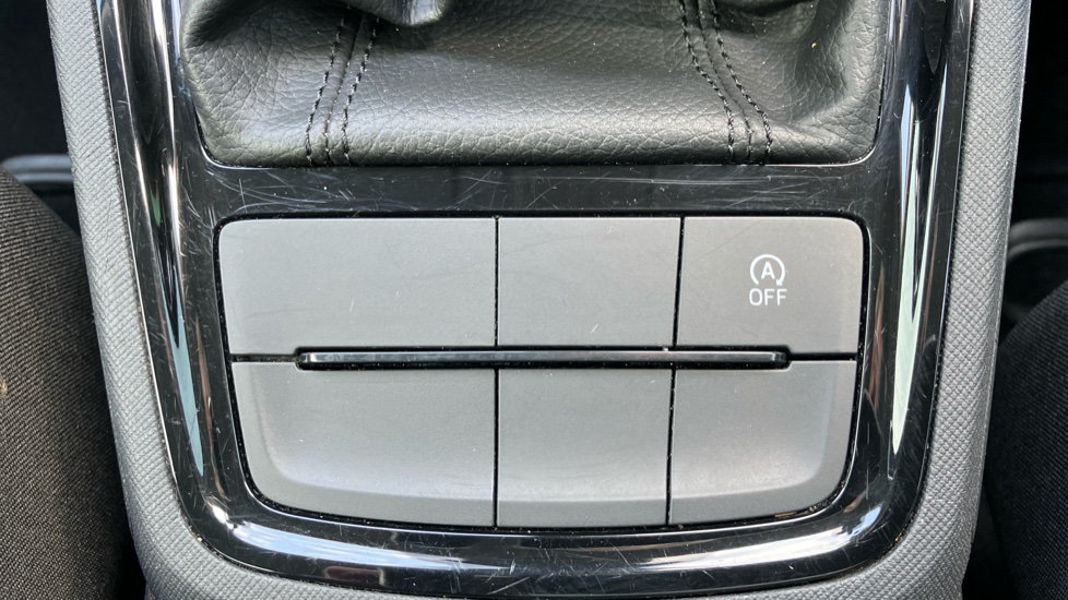 Skoda Kamiq 1.0 TSI 95 SE 5dr Petrol Hatchback - Image 19