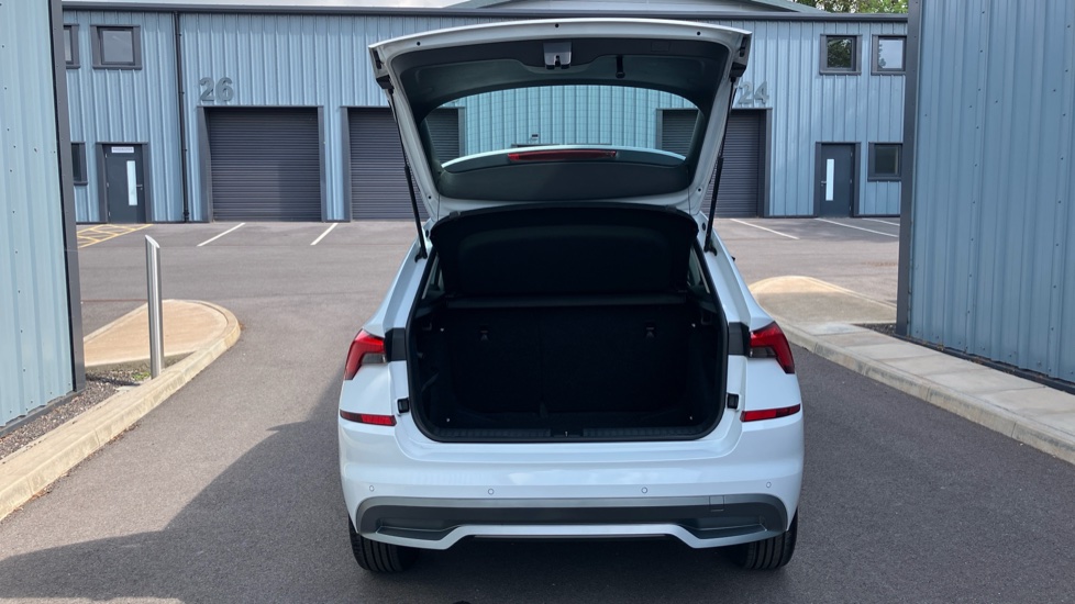 Skoda Kamiq 1.0 TSI 95 SE 5dr Petrol Hatchback - Image 32