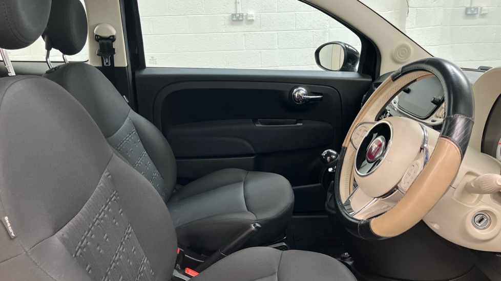 Fiat 500 1.0 Mild Hybrid 3dr Petrol Hatchback - Image 11