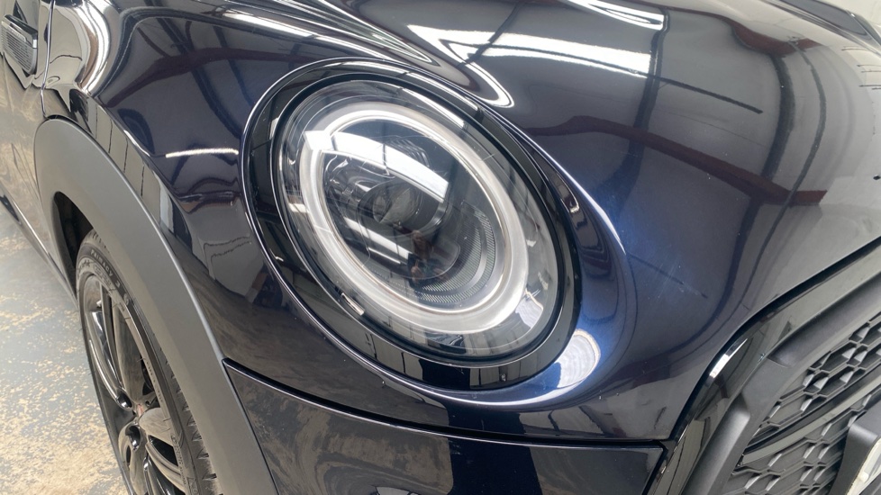 MINI Hatchback 1.5 Cooper Sport Premium 5dr Auto Petrol Hatchback - Image 24