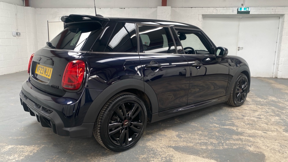 MINI Hatchback 1.5 Cooper Sport Premium 5dr Auto Petrol Hatchback - Image 25