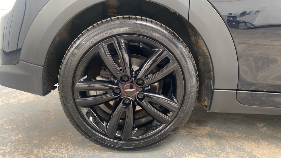 MINI Hatchback 1.5 Cooper Sport Premium 5dr Auto Petrol Hatchback - Image 26