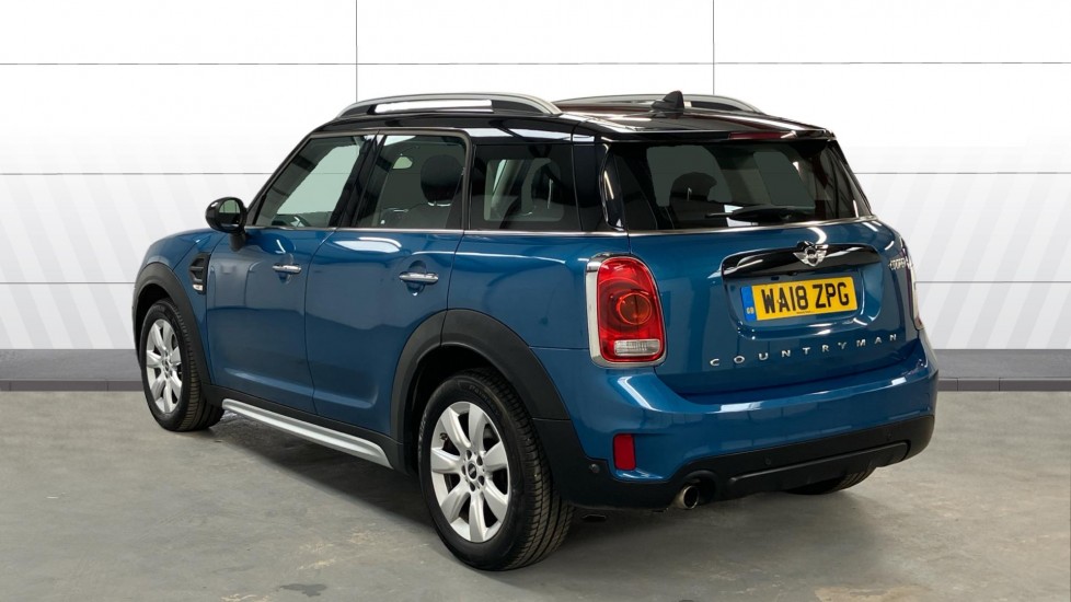 MINI Countryman 1.5 Cooper 5dr Auto Petrol Hatchback - Image 2