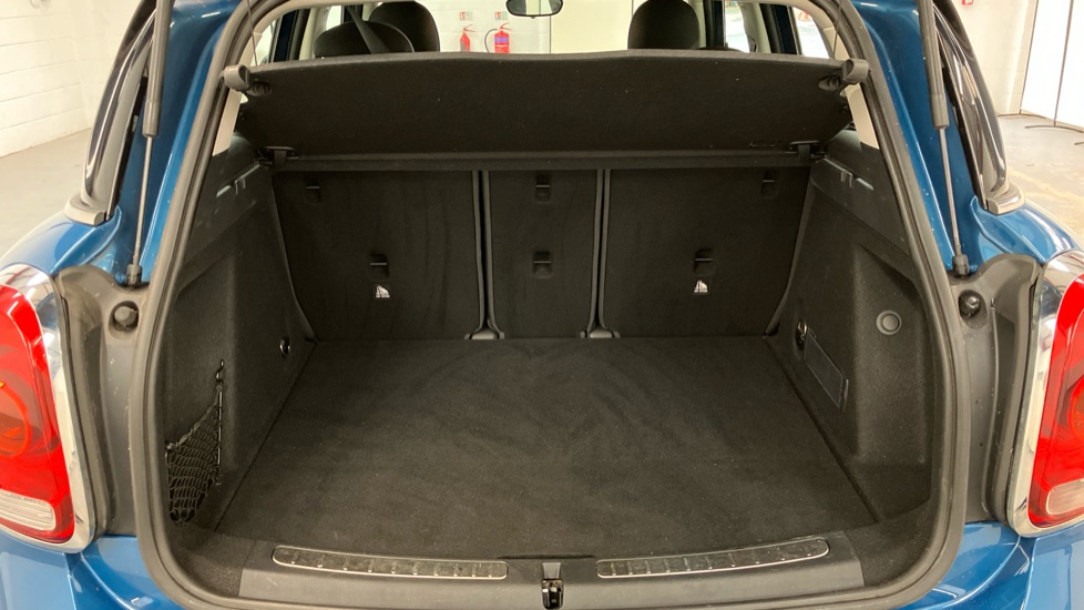 MINI Countryman 1.5 Cooper 5dr Auto Petrol Hatchback - Image 4