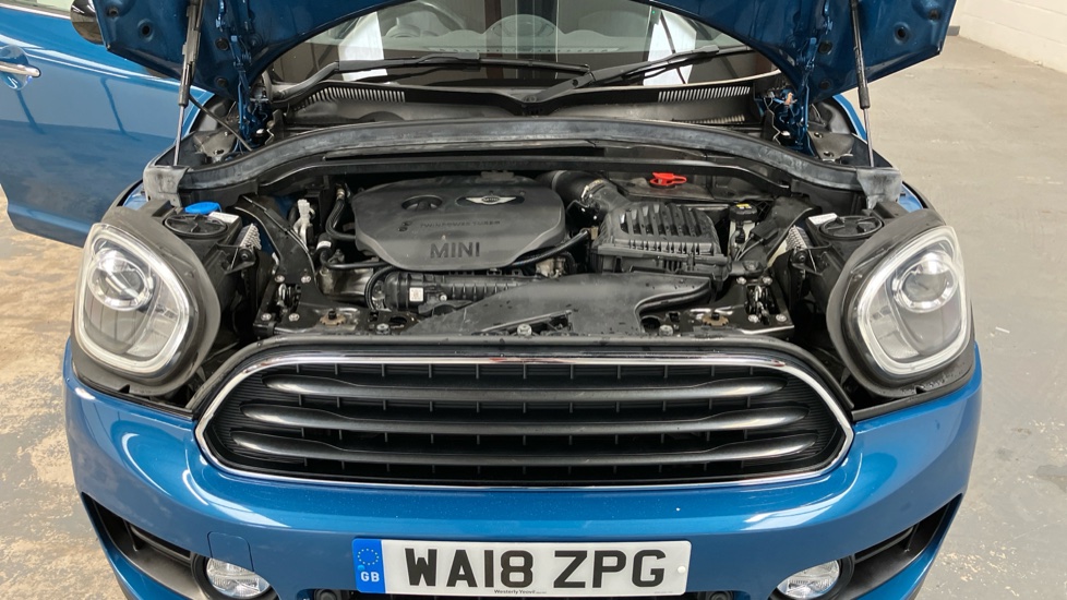 MINI Countryman 1.5 Cooper 5dr Auto Petrol Hatchback - Image 8