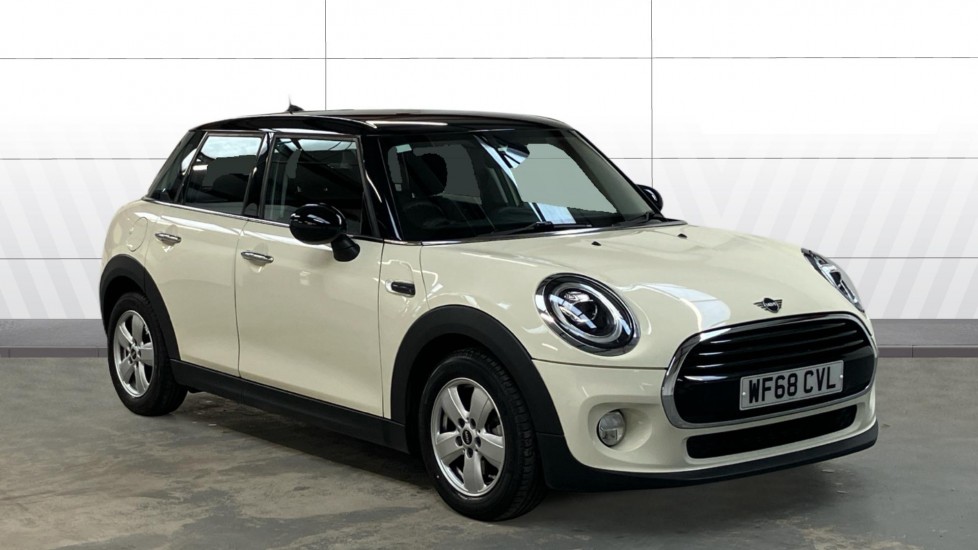 MINI Hatchback 1.5 Cooper II 5dr Auto Petrol Hatchback - Image 1