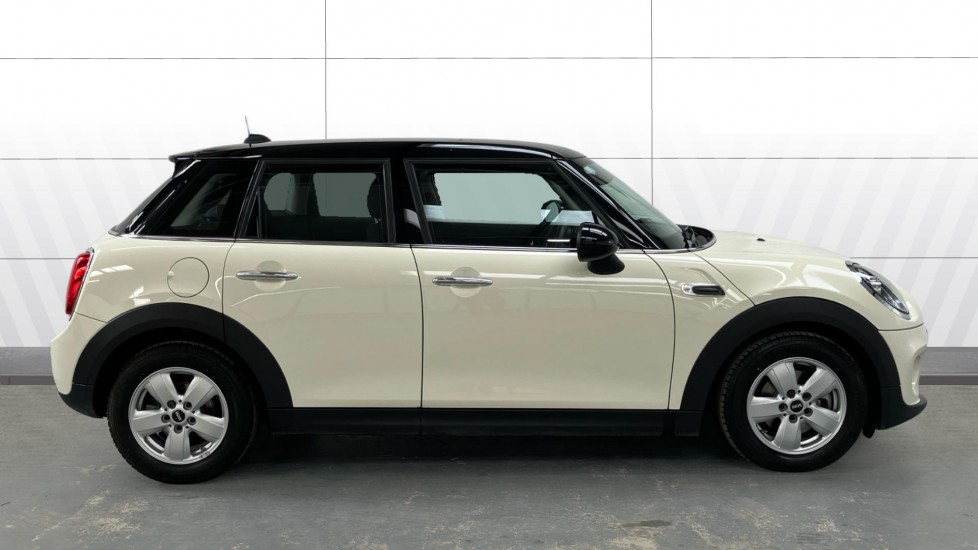 MINI Hatchback 1.5 Cooper II 5dr Auto Petrol Hatchback - Image 5