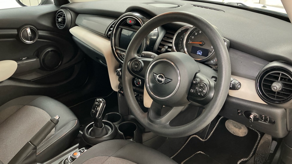 MINI Hatchback 1.5 Cooper II 5dr Auto Petrol Hatchback - Image 11