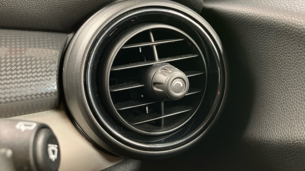 MINI Hatchback 1.5 Cooper II 5dr Auto Petrol Hatchback - Image 37
