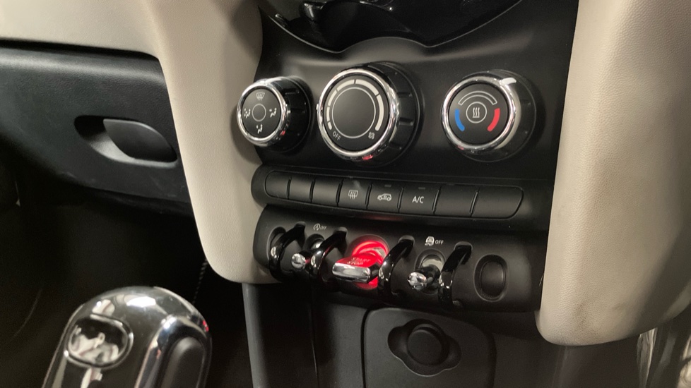 MINI Hatchback 1.5 Cooper II 5dr Auto Petrol Hatchback - Image 41