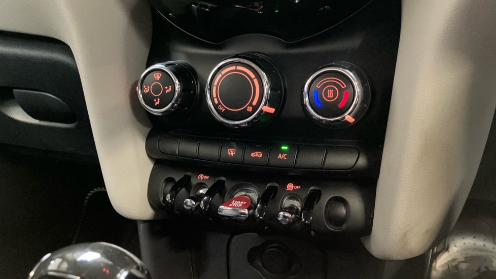 MINI Hatchback 1.5 Cooper II 5dr Auto Petrol Hatchback - Image 52
