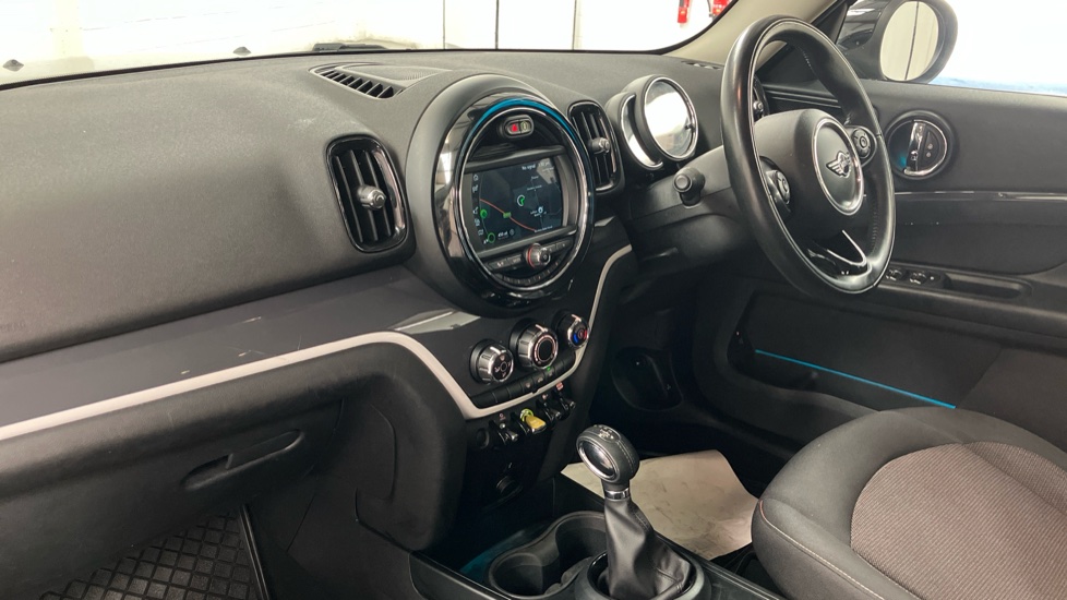 MINI Countryman 1.5 Cooper S E ALL4 PHEV 5dr Auto Hatchback - Image 9