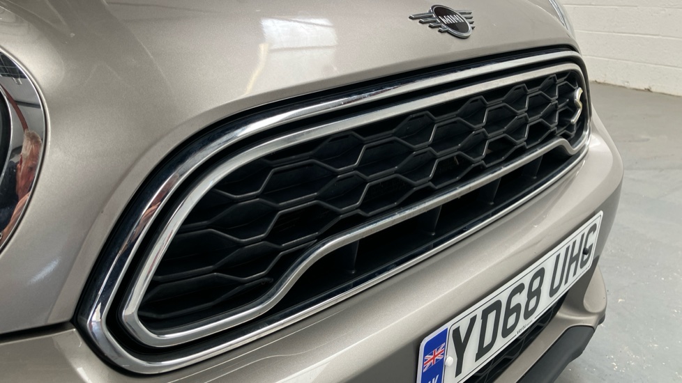MINI Countryman 1.5 Cooper S E ALL4 PHEV 5dr Auto Hatchback - Image 25
