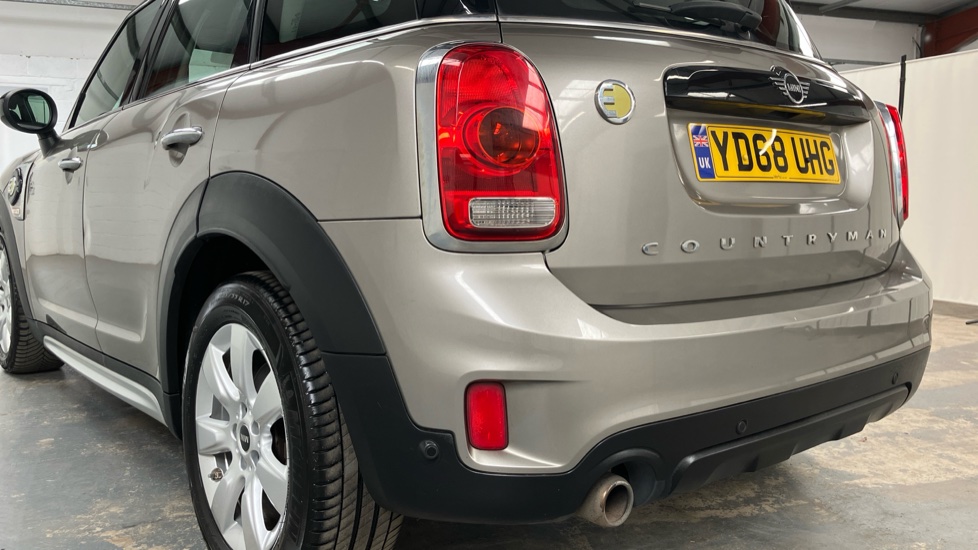 MINI Countryman 1.5 Cooper S E ALL4 PHEV 5dr Auto Hatchback - Image 32