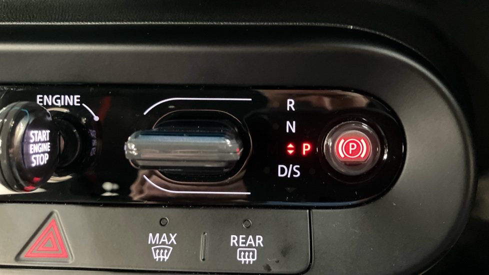 MINI Cooper 1.5 C Sport 5dr Auto Petrol Hatchback - Image 19