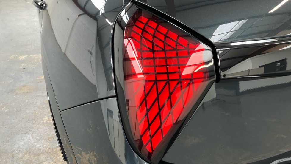 MINI Cooper 1.5 C Sport 5dr Auto Petrol Hatchback - Image 22