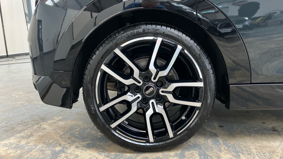 MINI Cooper 1.5 C Sport 5dr Auto Petrol Hatchback - Image 27