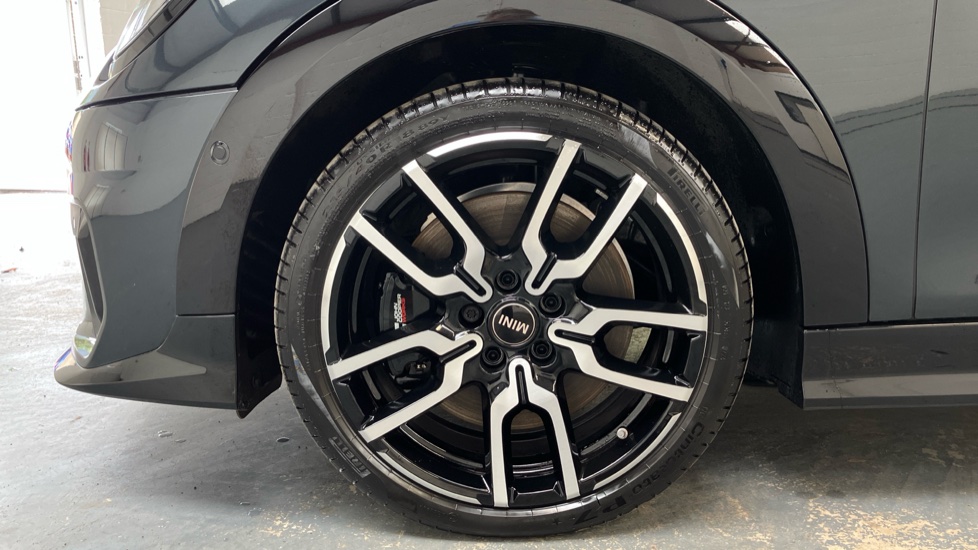 MINI Cooper 1.5 C Sport 5dr Auto Petrol Hatchback - Image 32