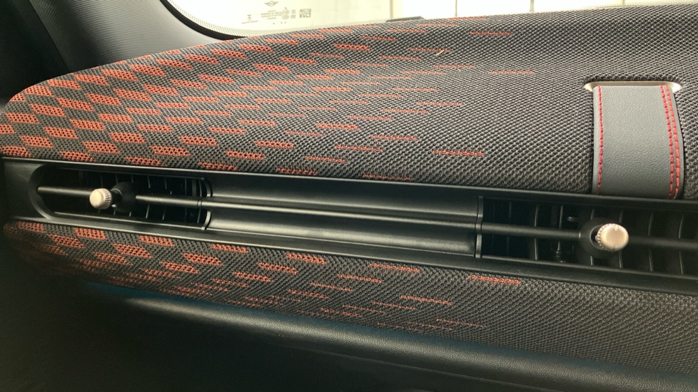 MINI Cooper 1.5 C Sport 5dr Auto Petrol Hatchback - Image 60