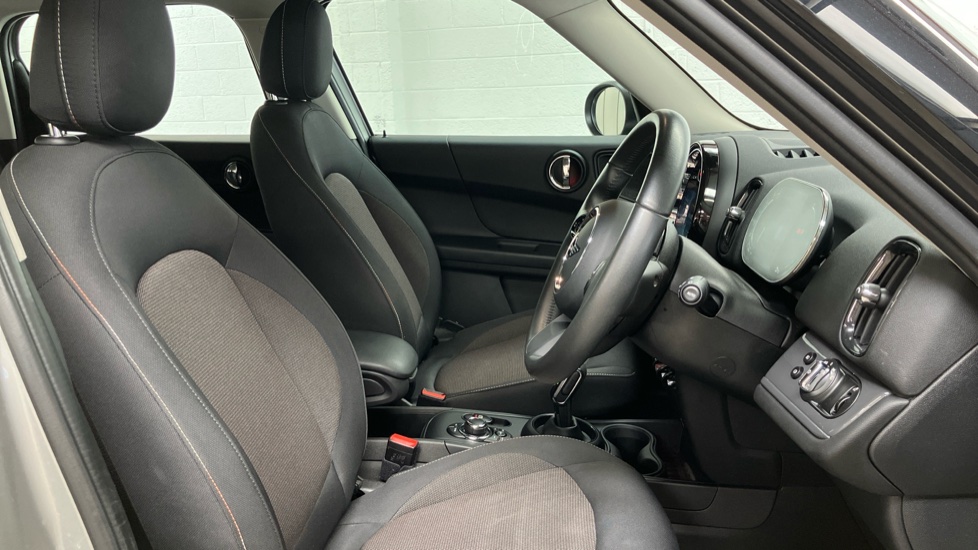MINI Countryman 1.5 Cooper Classic 5dr Auto Petrol Hatchback - Image 11
