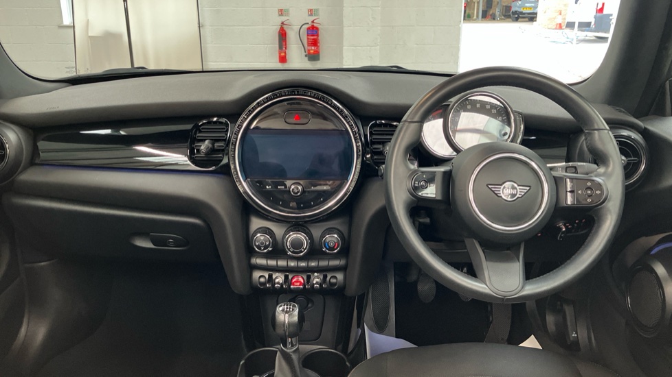 MINI Convertible 1.5 Cooper Classic 2dr Petrol Convertible - Image 4