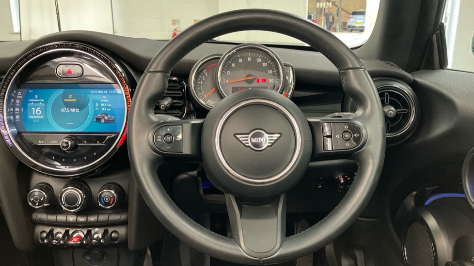 MINI Convertible 1.5 Cooper Classic 2dr Petrol Convertible - Image 5