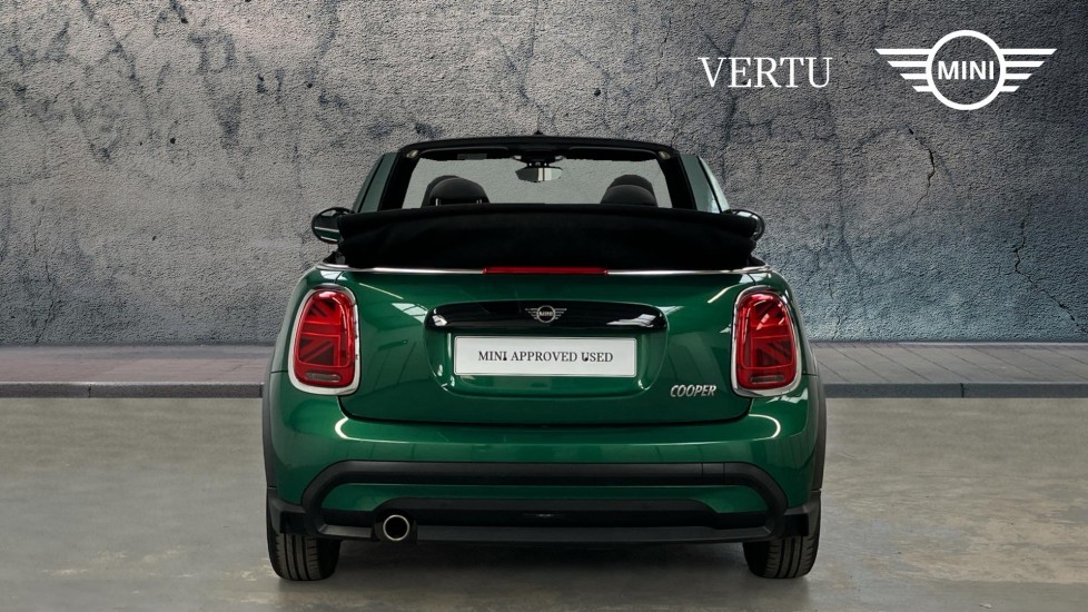 MINI Convertible 1.5 Cooper Classic 2dr Petrol Convertible - Image 15