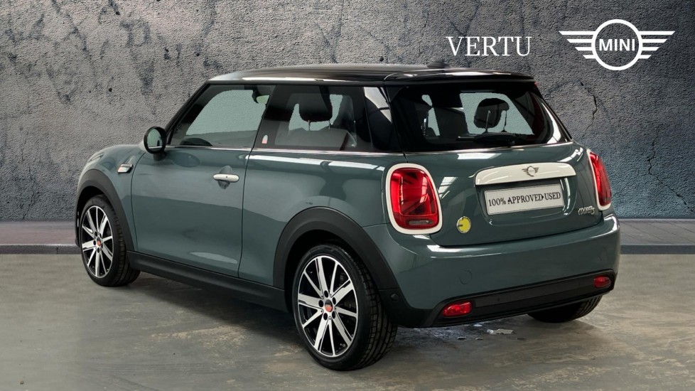 MINI Hatchback 135kW Cooper S Multitone Edition 33kWh 3dr Auto Electric Hatchback - Image 2