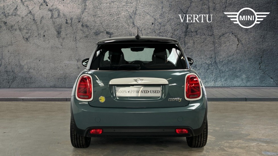MINI Hatchback 135kW Cooper S Multitone Edition 33kWh 3dr Auto Electric Hatchback - Image 15