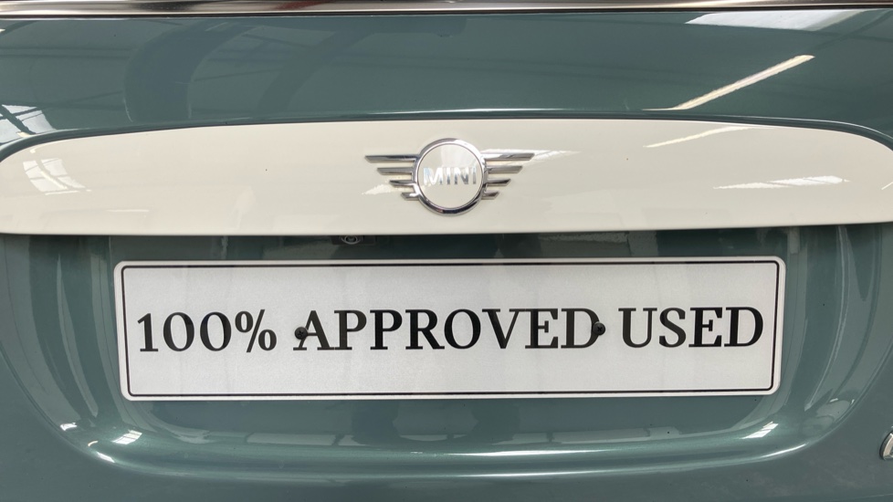 MINI Hatchback 135kW Cooper S Multitone Edition 33kWh 3dr Auto Electric Hatchback - Image 81