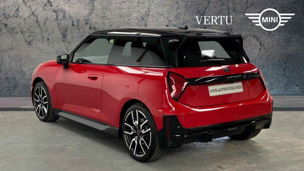 MINI Cooper 160kW SE Sport 54kWh 3dr Auto Electric Hatchback - Image 2
