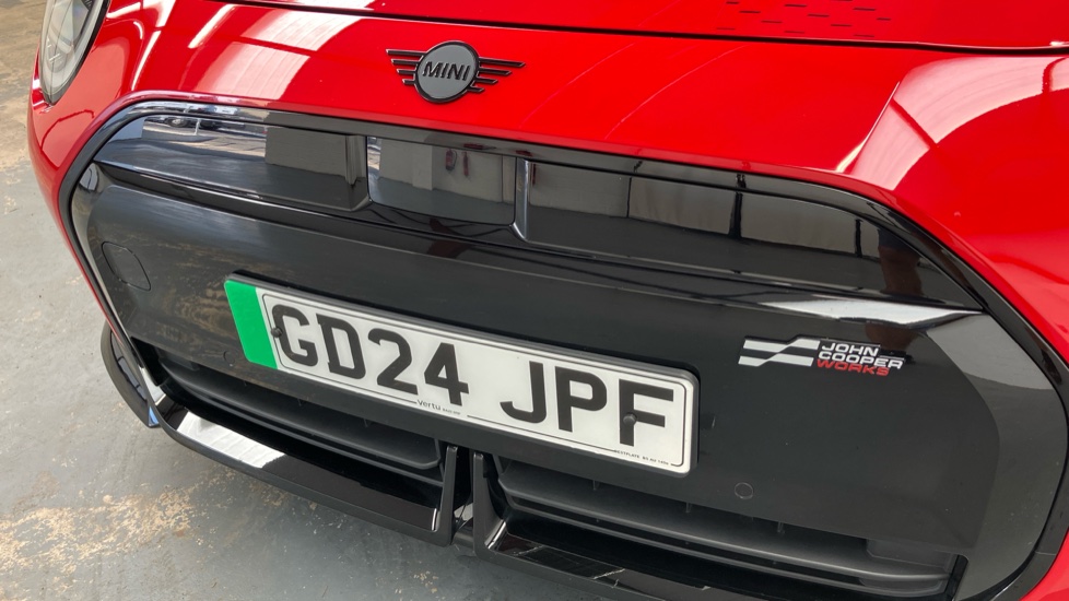 MINI Cooper 160kW SE Sport 54kWh 3dr Auto Electric Hatchback - Image 30