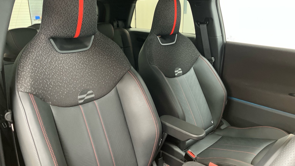 MINI Cooper 160kW SE Sport 54kWh 3dr Auto Electric Hatchback - Image 53